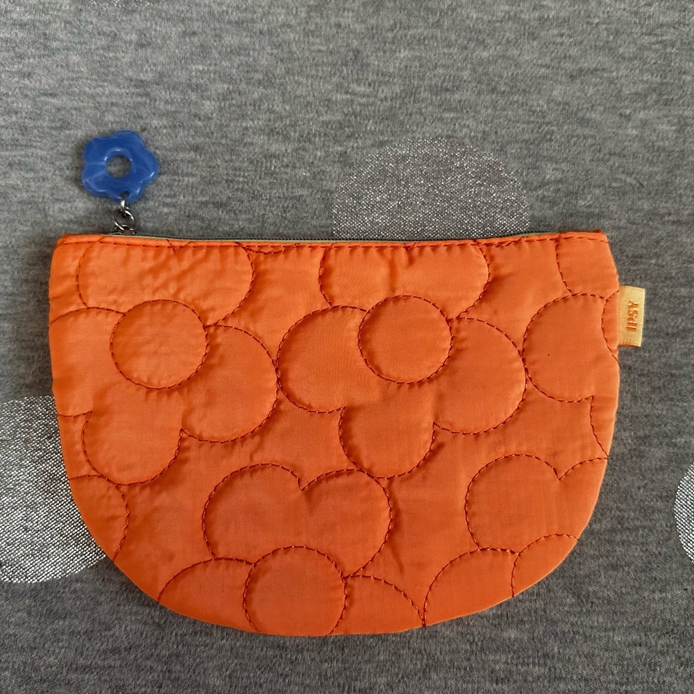 5 for $15! Ipsy Makeup Bag Groovy Orange w/ Purple Flower Charm